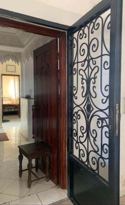 Adorable Apartamento A 8 Min Del Aeropuerto De Casablanca,Wifi Ultra Rapido Y Parking Gratis Derroua Exterior photo